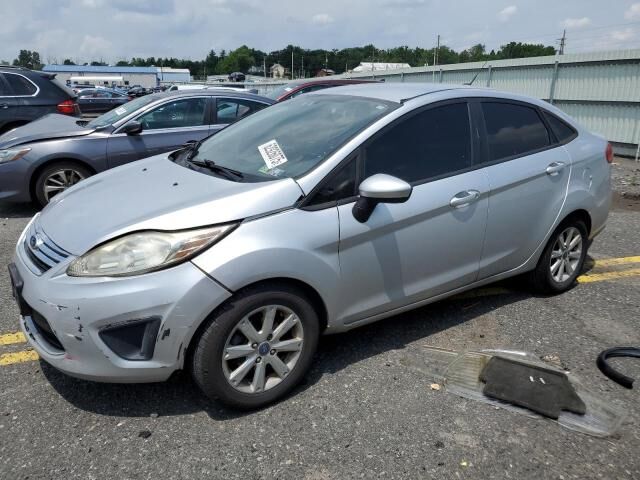 2012 FORD Fiesta