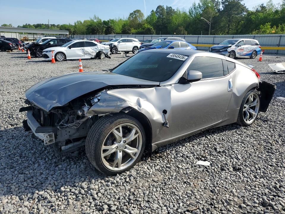 2009 NISSAN 370Z