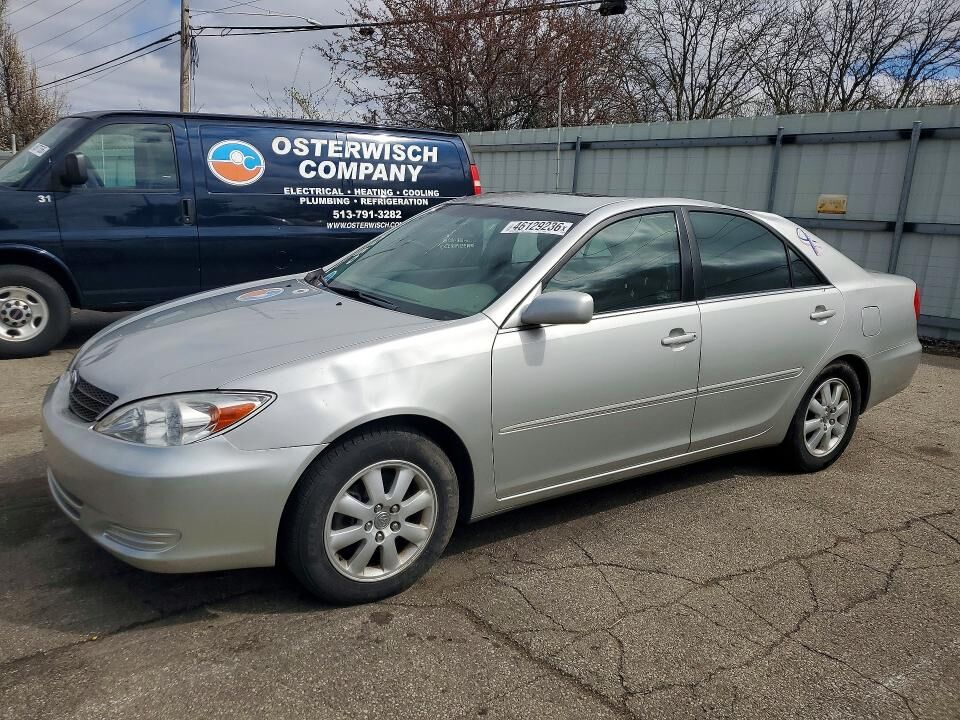 2002 TOYOTA Camry