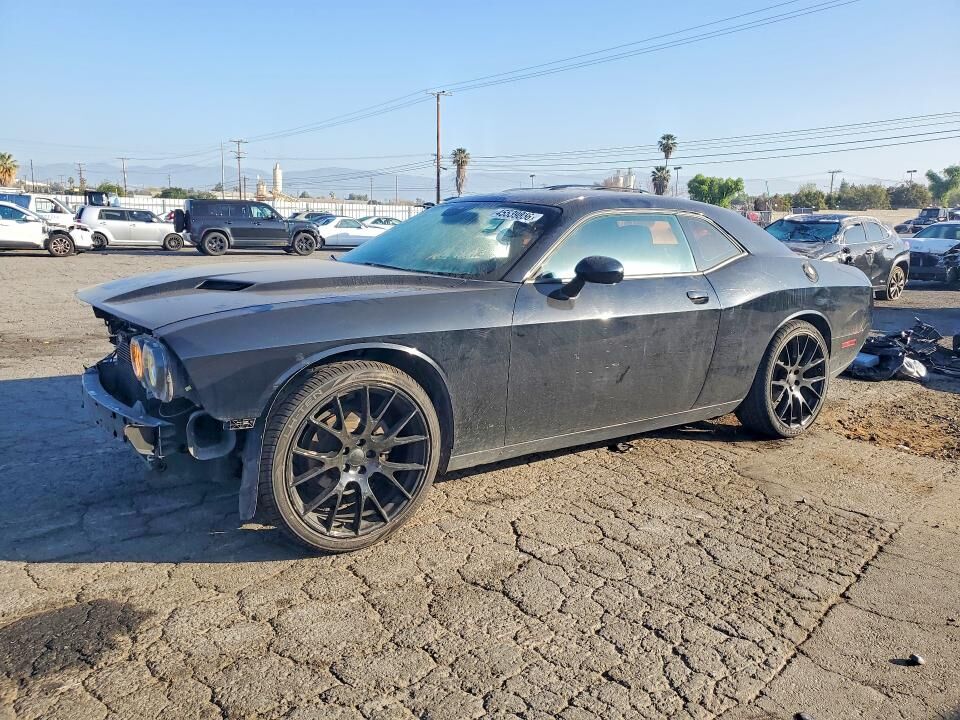 2017 DODGE Challenger