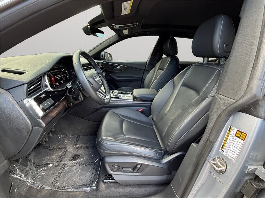 2021 Audi Q8