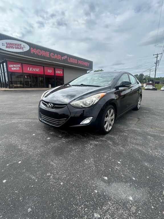 2013 HYUNDAI Elantra