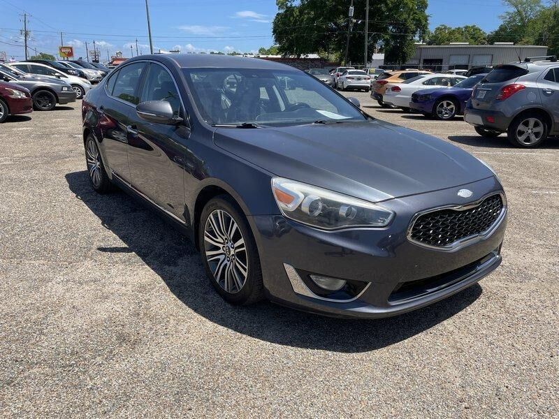 2014 KIA Cadenza