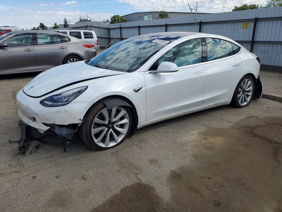 2020 TESLA Model 3