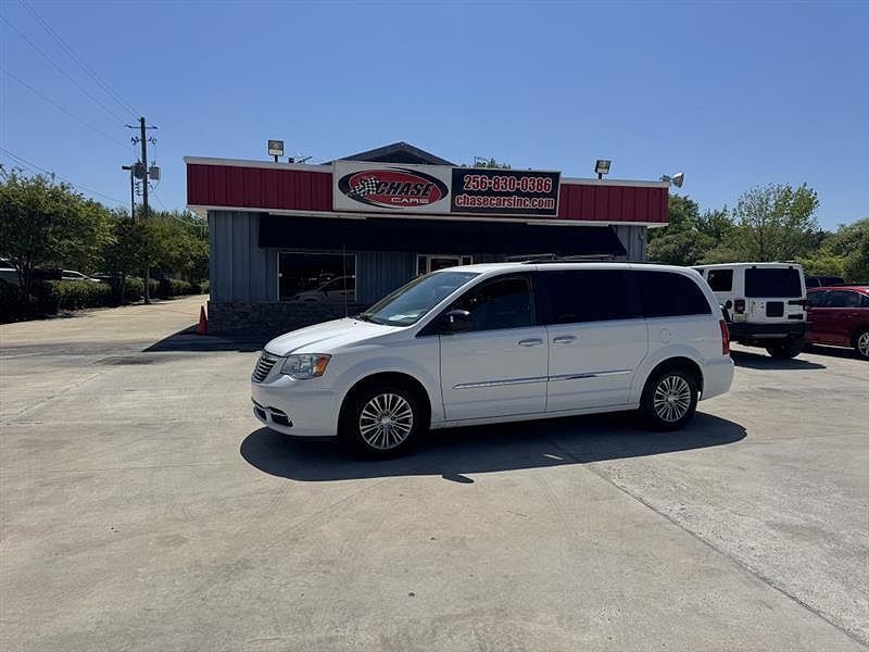 2016 CHRYSLER Town and Country