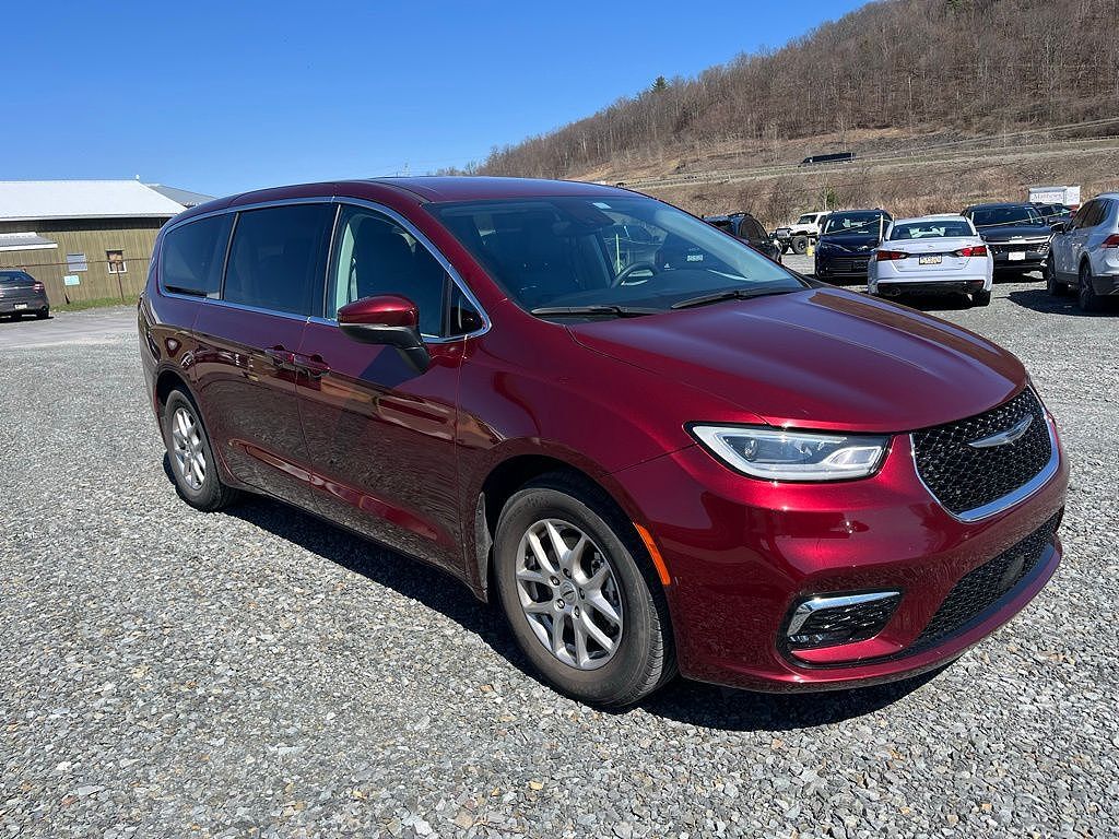 2023 CHRYSLER Pacifica