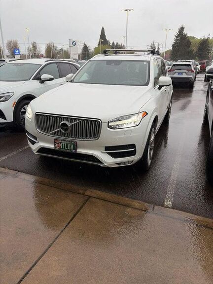 2019 VOLVO XC90