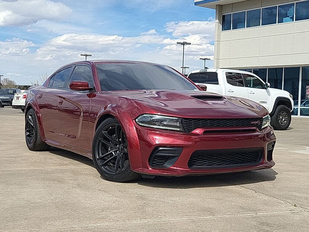 2020 DODGE Charger