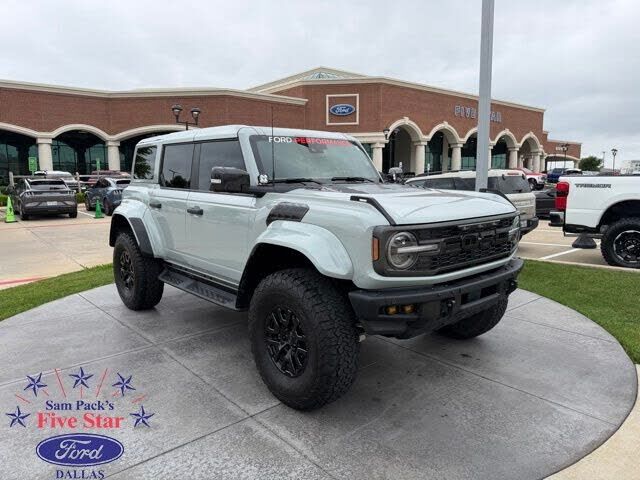 2024 FORD Bronco