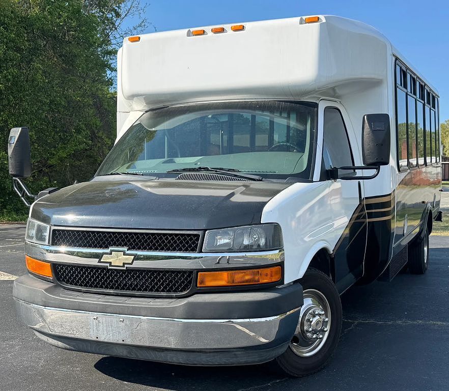2011 CHEVROLET Express