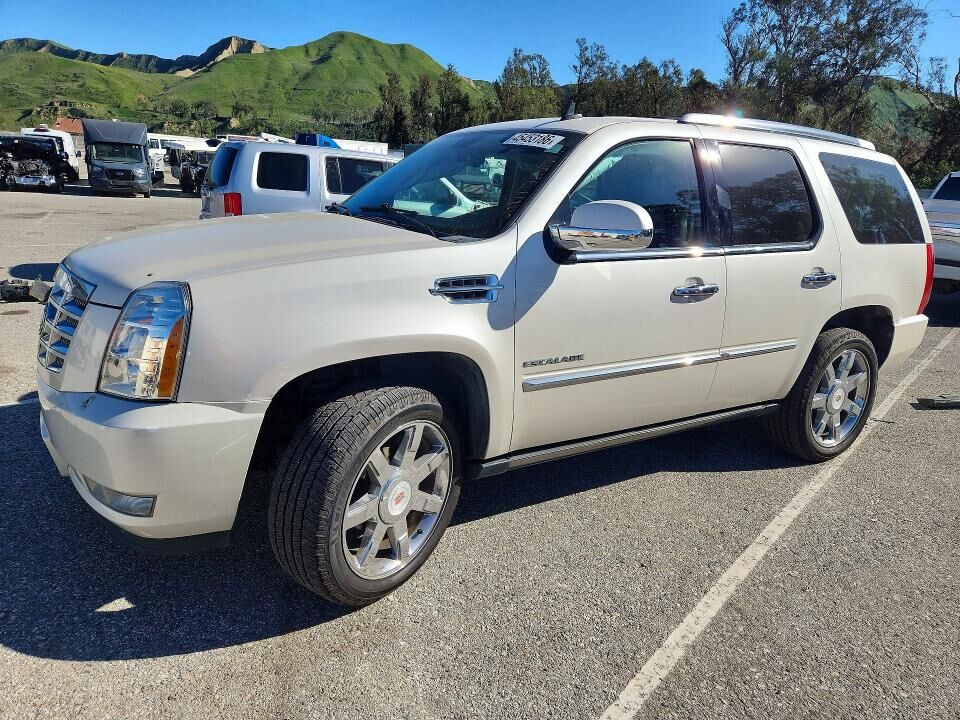 2012 CADILLAC Escalade