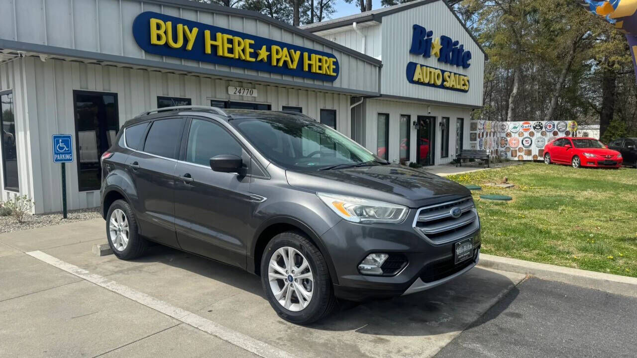 2017 FORD Escape