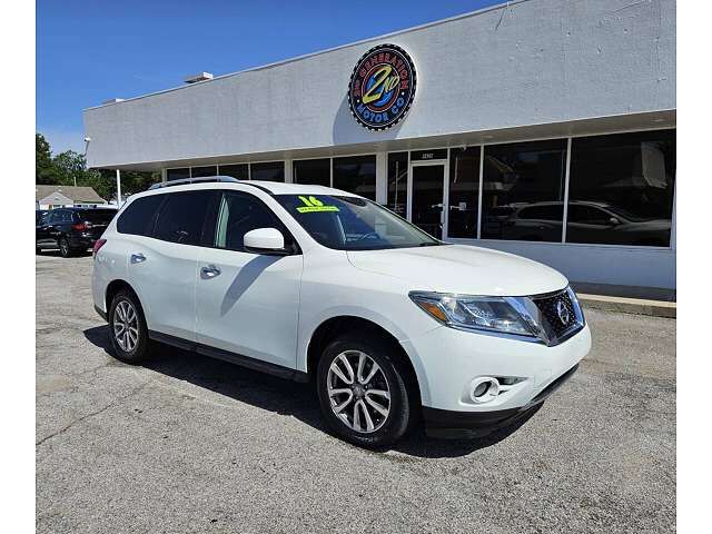 2016 NISSAN Pathfinder