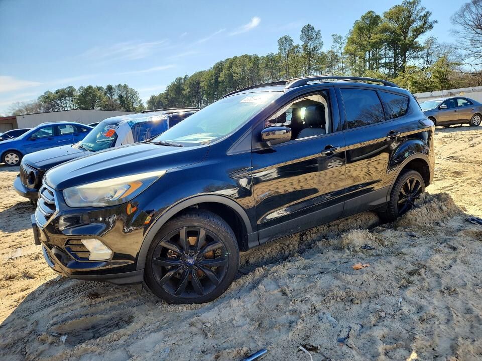 2017 FORD Escape