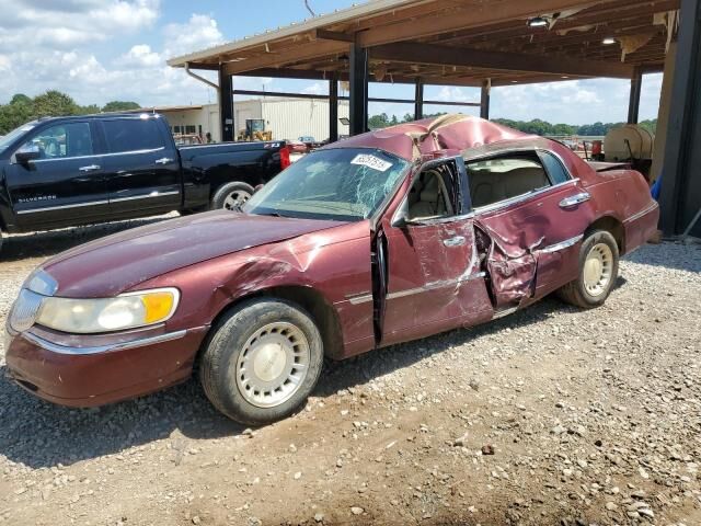 2000 LINCOLN Town Car