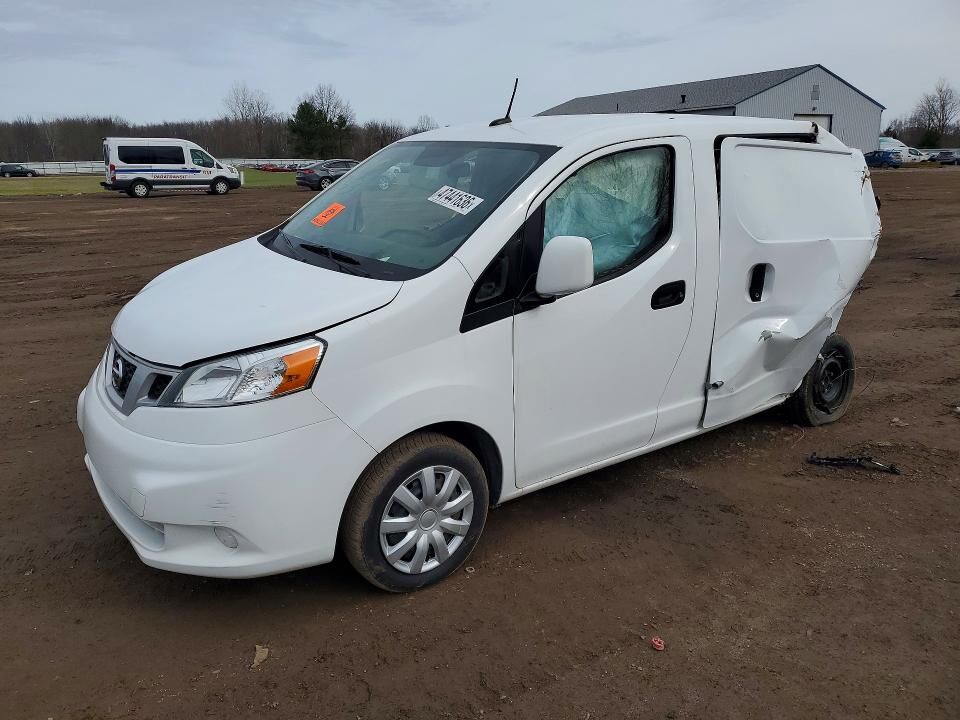 2021 NISSAN NV200
