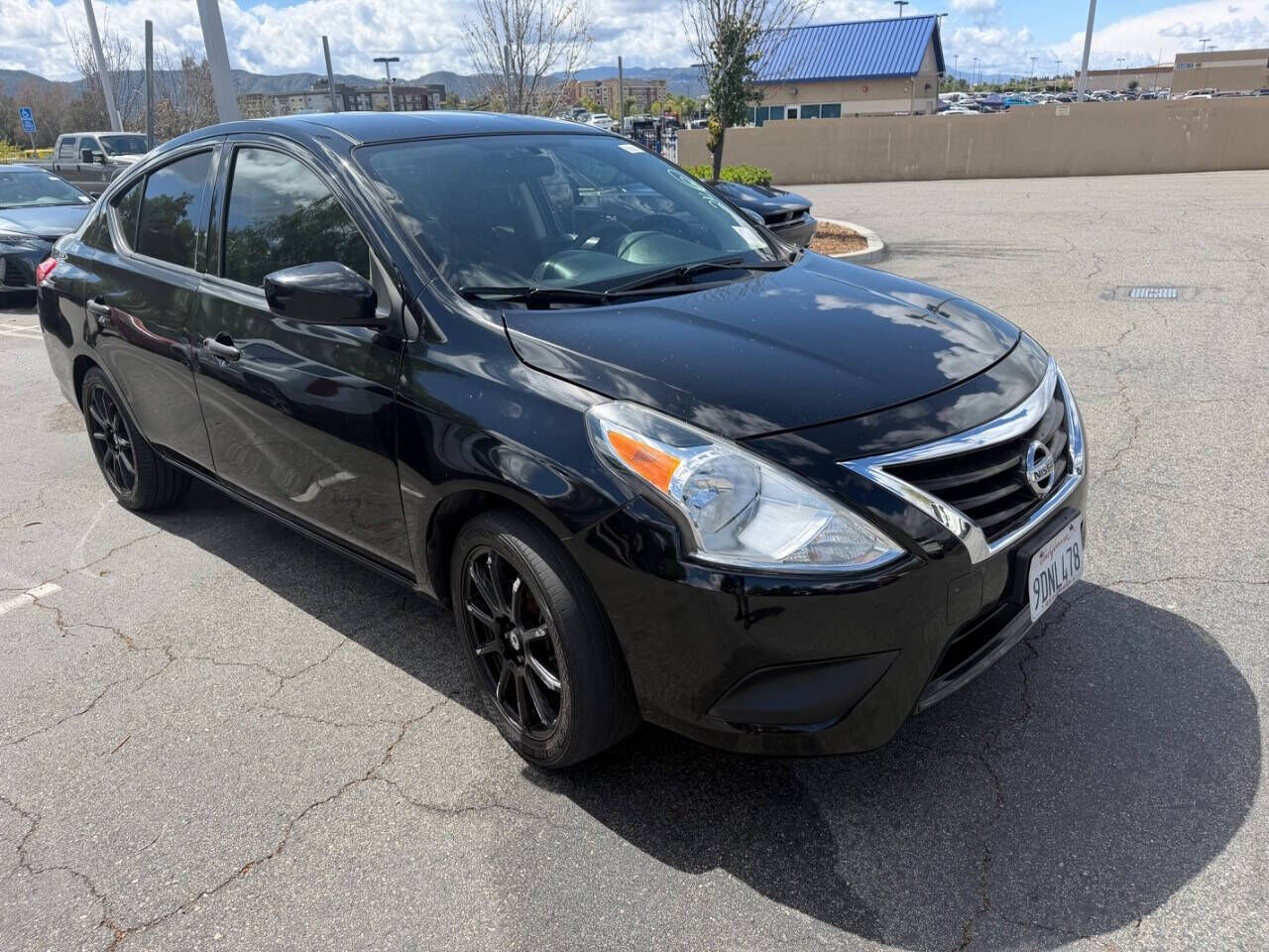 2019 NISSAN Versa