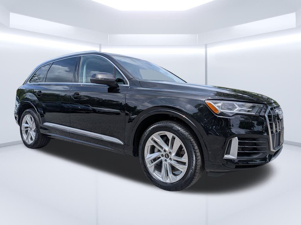 2023 AUDI Q7