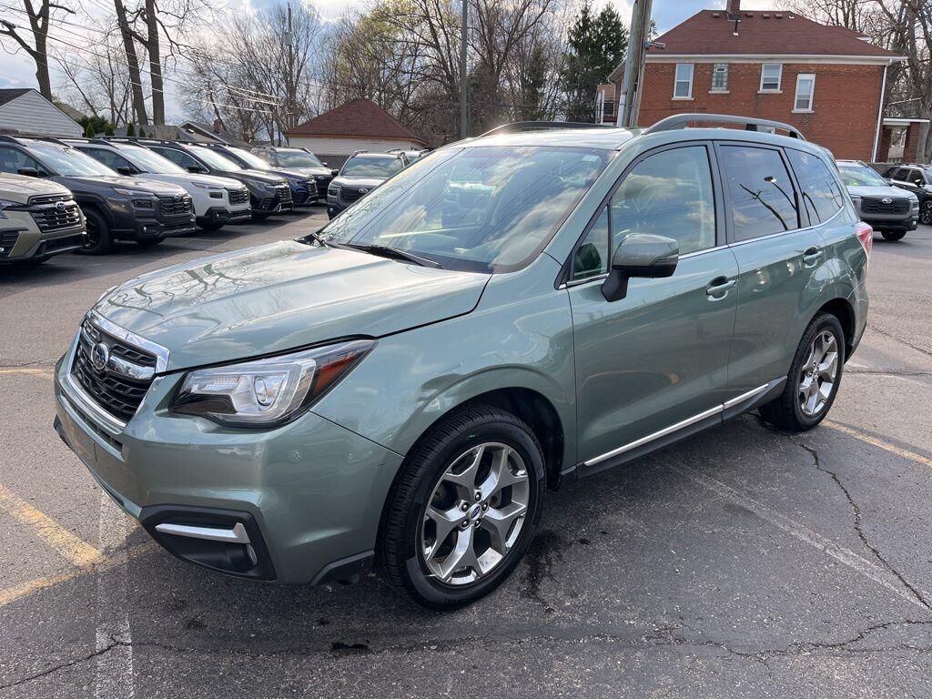 2017 SUBARU Forester