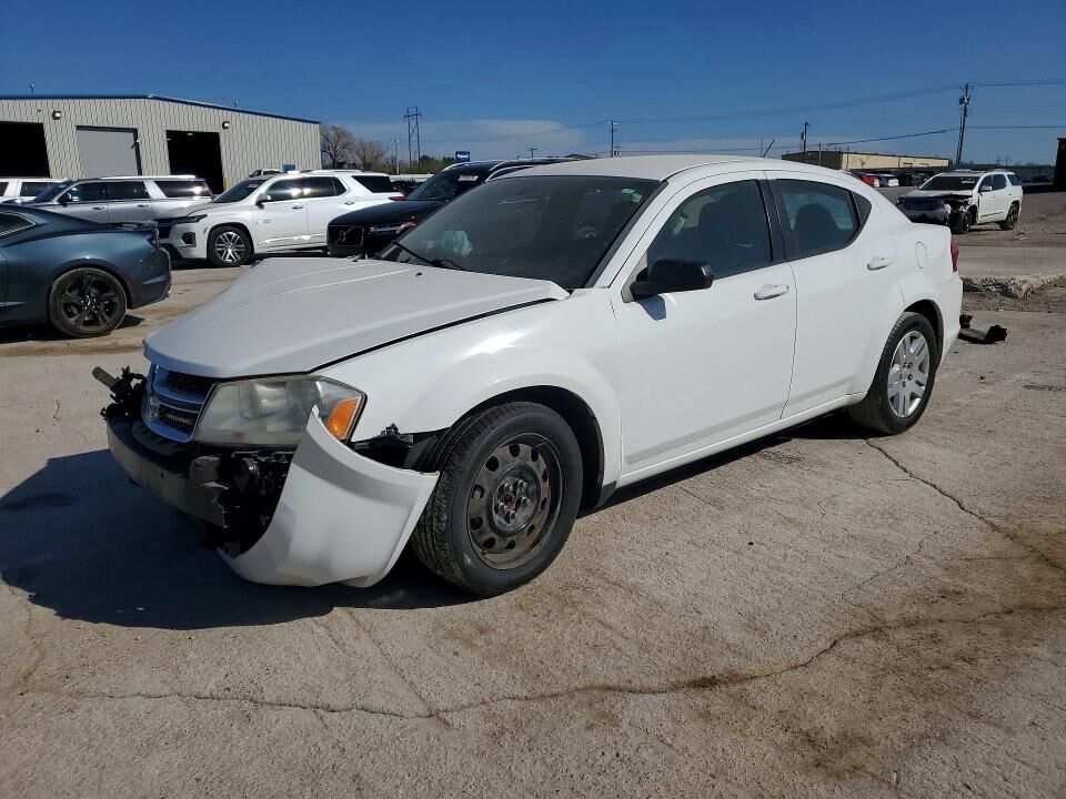 2014 DODGE Avenger