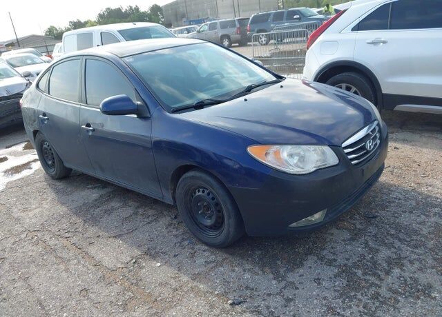 2010 HYUNDAI Elantra