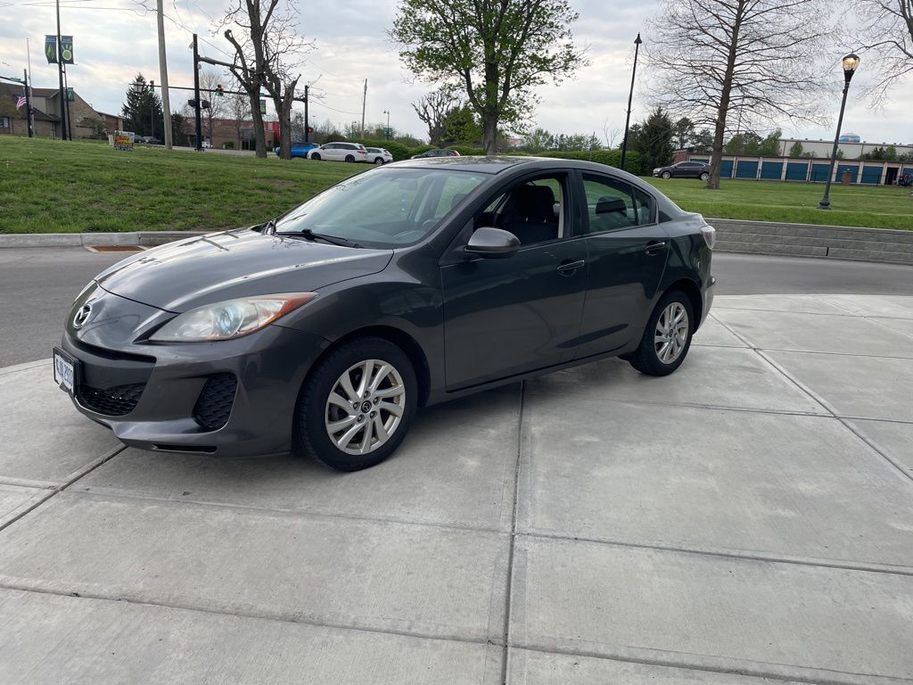 2013 MAZDA Mazda3