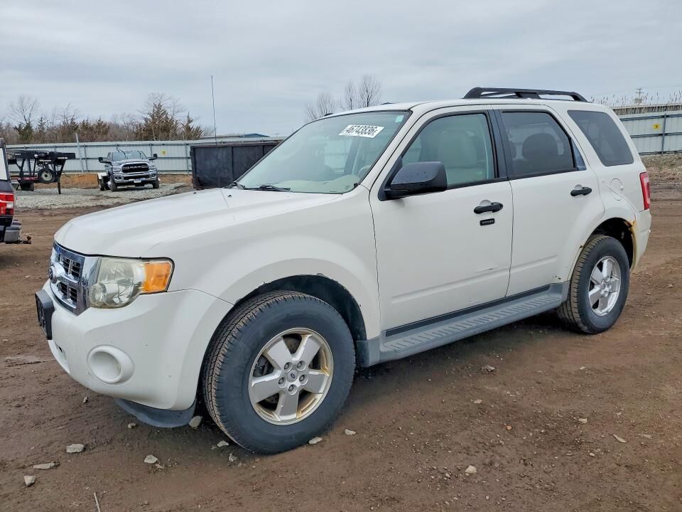 2011 FORD Escape