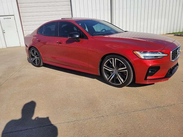 2019 VOLVO S60