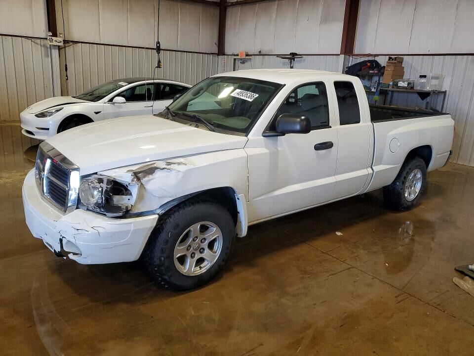 2005 DODGE Dakota