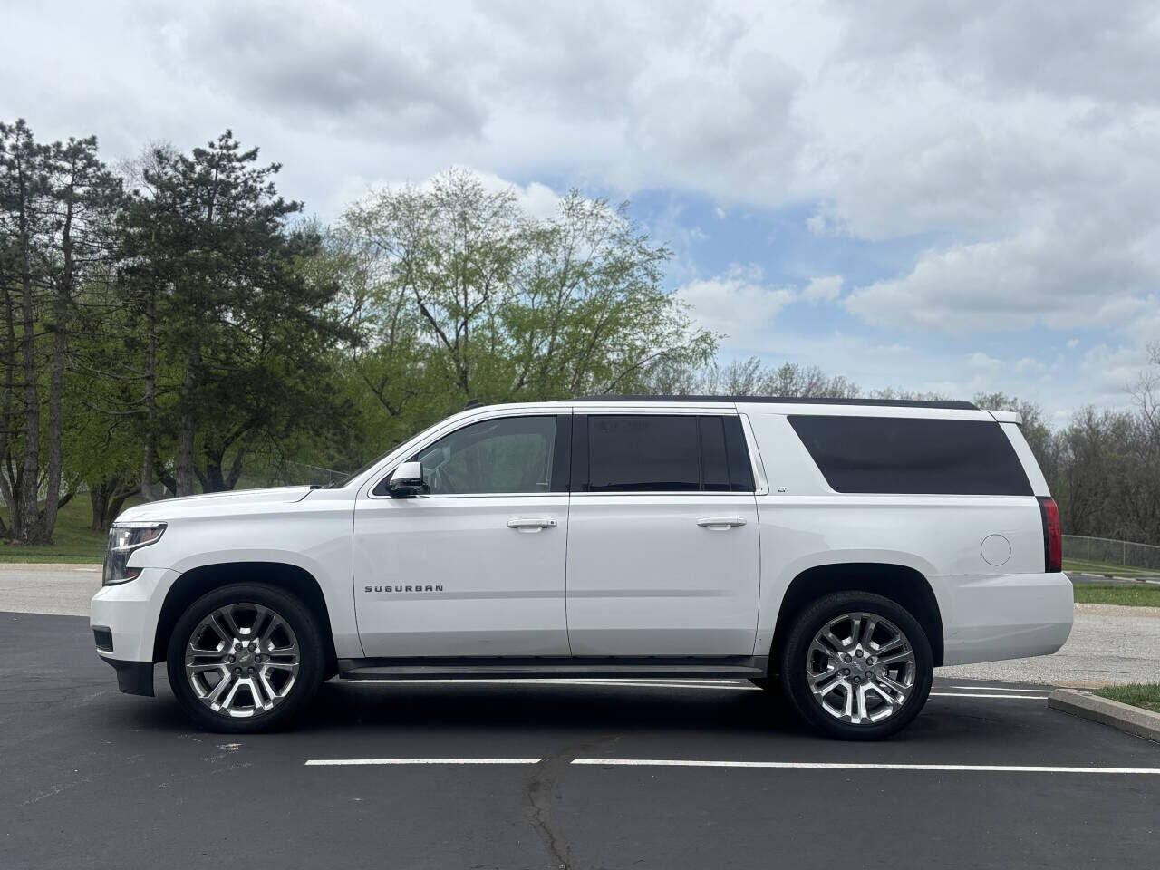 2015 CHEVROLET Suburban