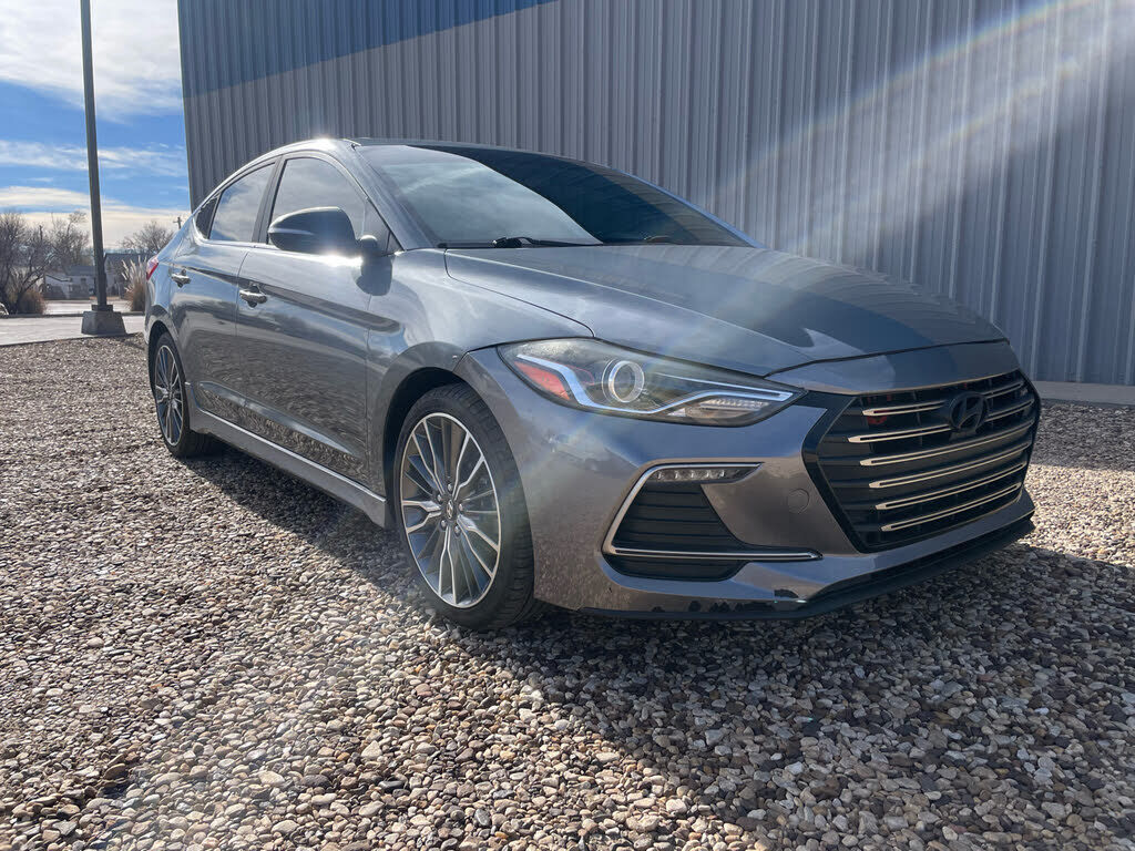 2018 HYUNDAI Elantra