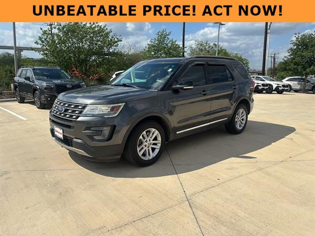 2017 FORD Explorer