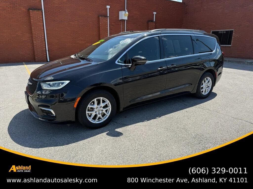 2022 CHRYSLER Pacifica