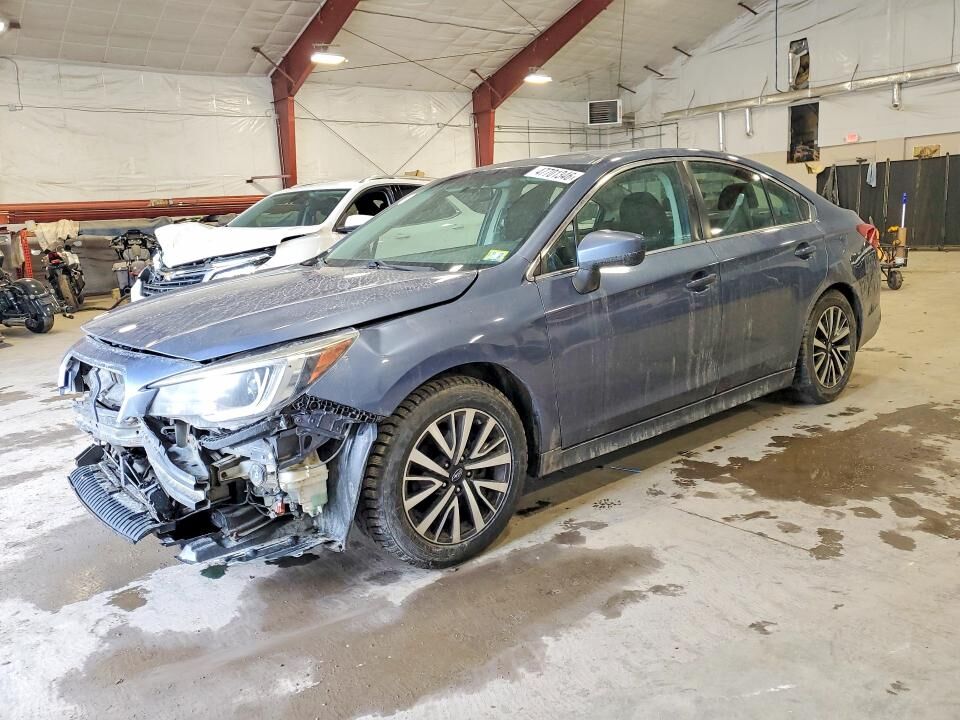 2018 SUBARU Legacy