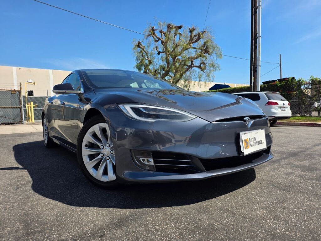 2019 TESLA Model S