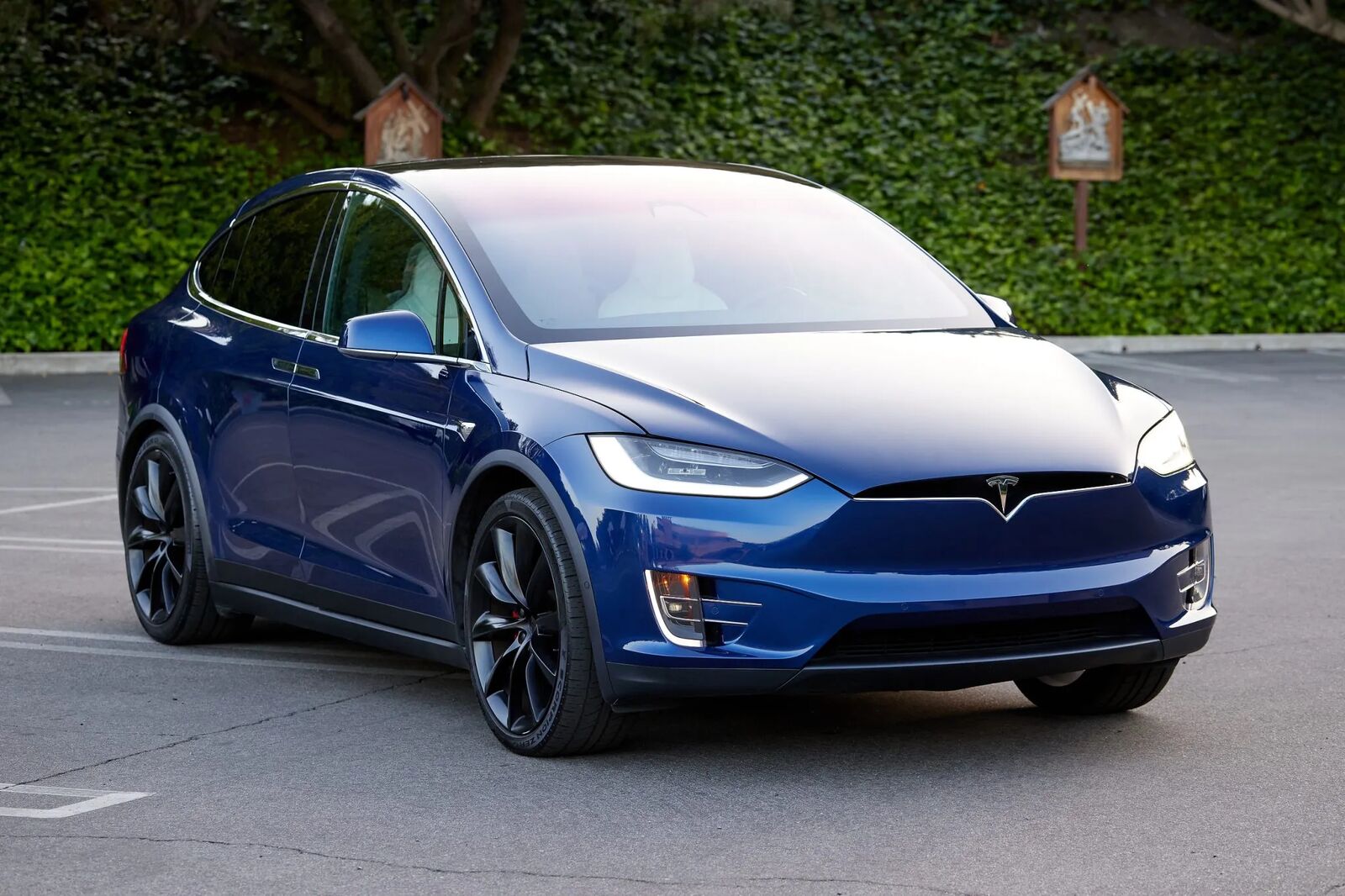 2018 TESLA Model X