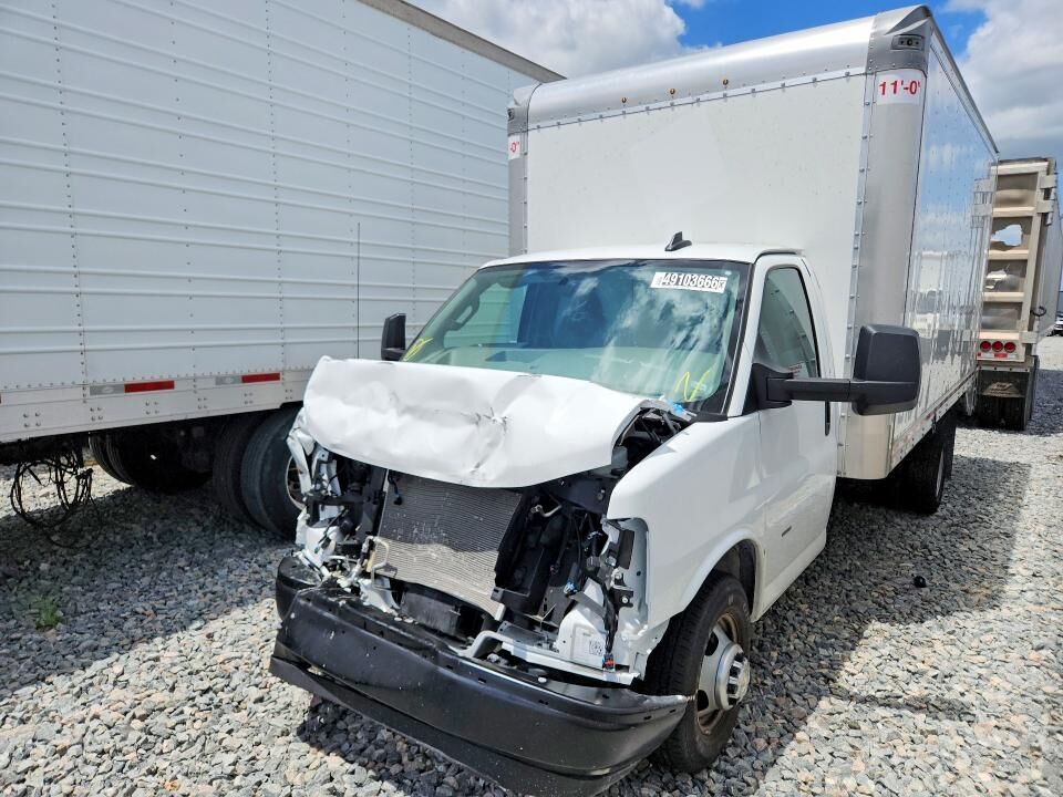 2025 CHEVROLET Express