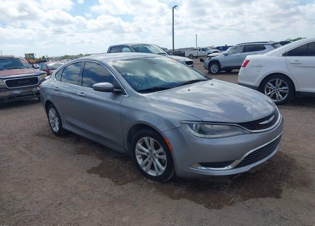2015 CHRYSLER 200