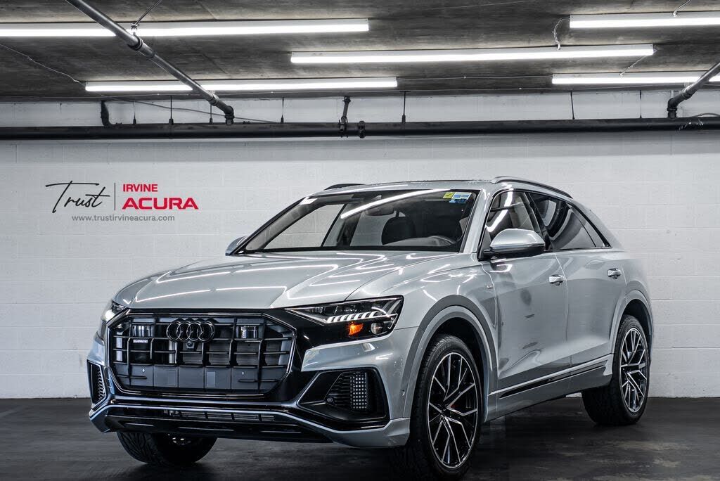 2023 AUDI Q8