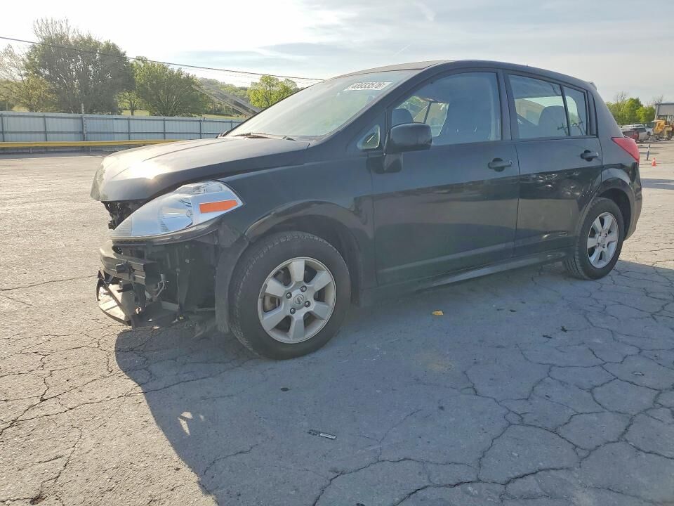 2011 NISSAN Versa