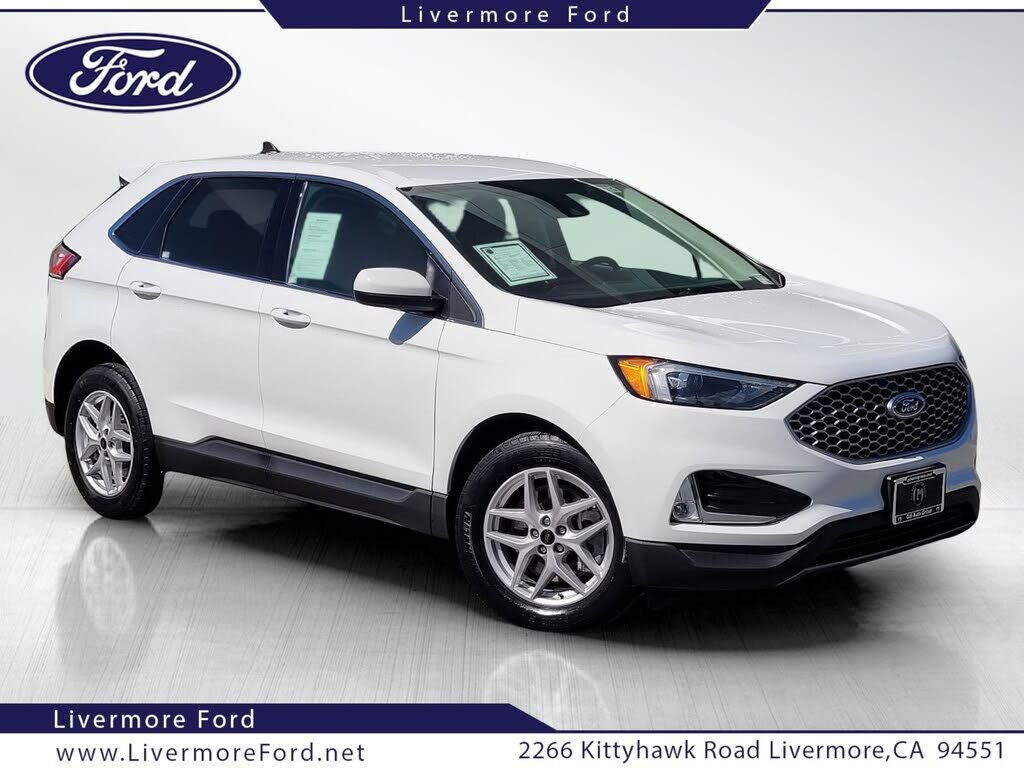 2023 FORD Edge