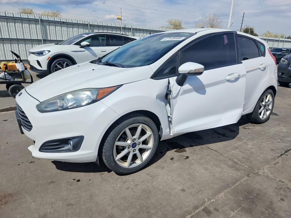 2015 FORD Fiesta
