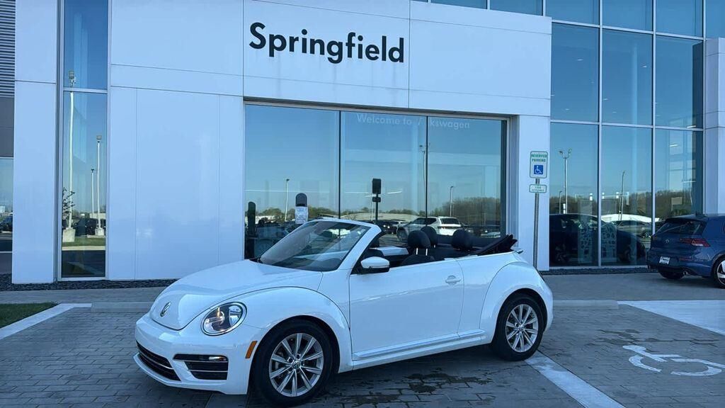 2019 VOLKSWAGEN Beetle