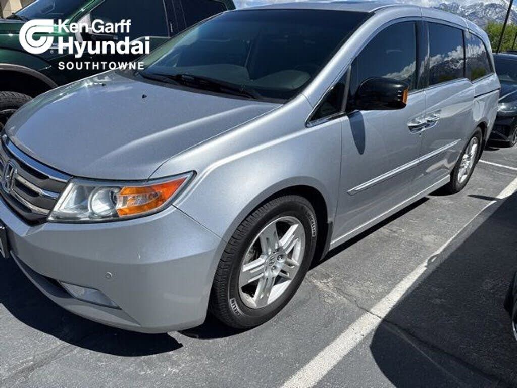 2012 HONDA Odyssey