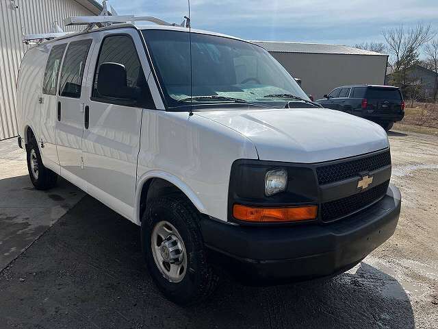 2011 CHEVROLET Express