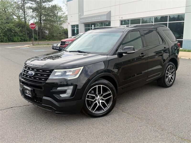 2017 FORD Explorer