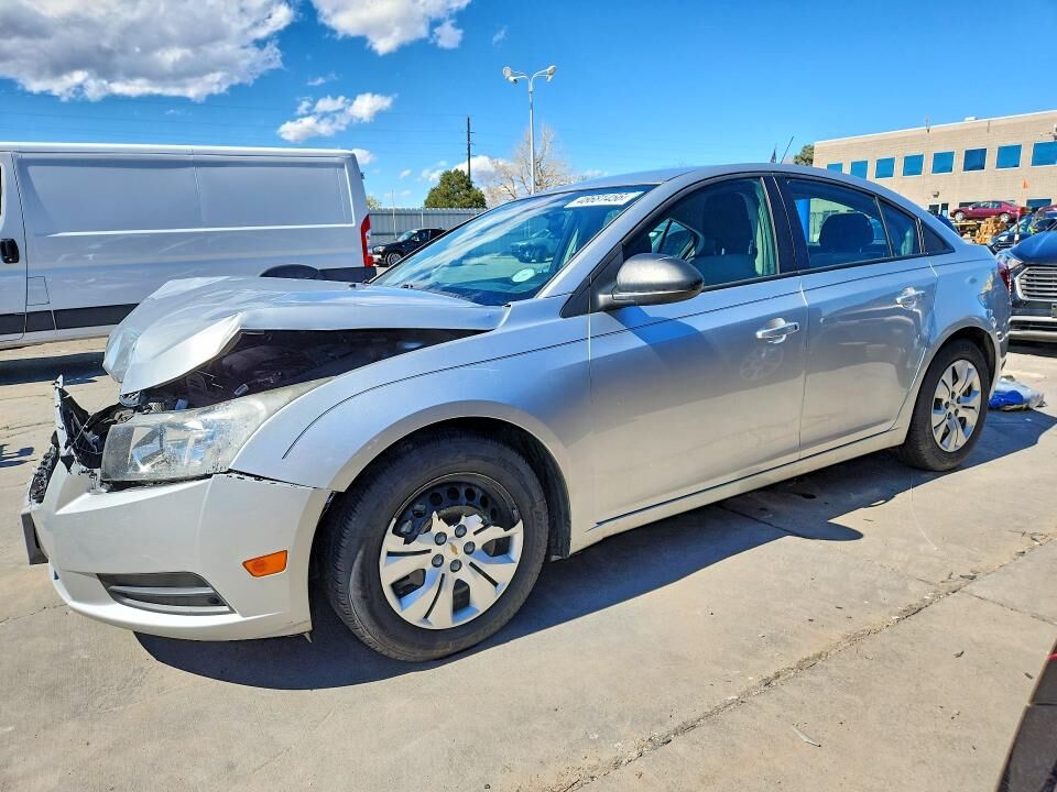 2014 CHEVROLET Cruze