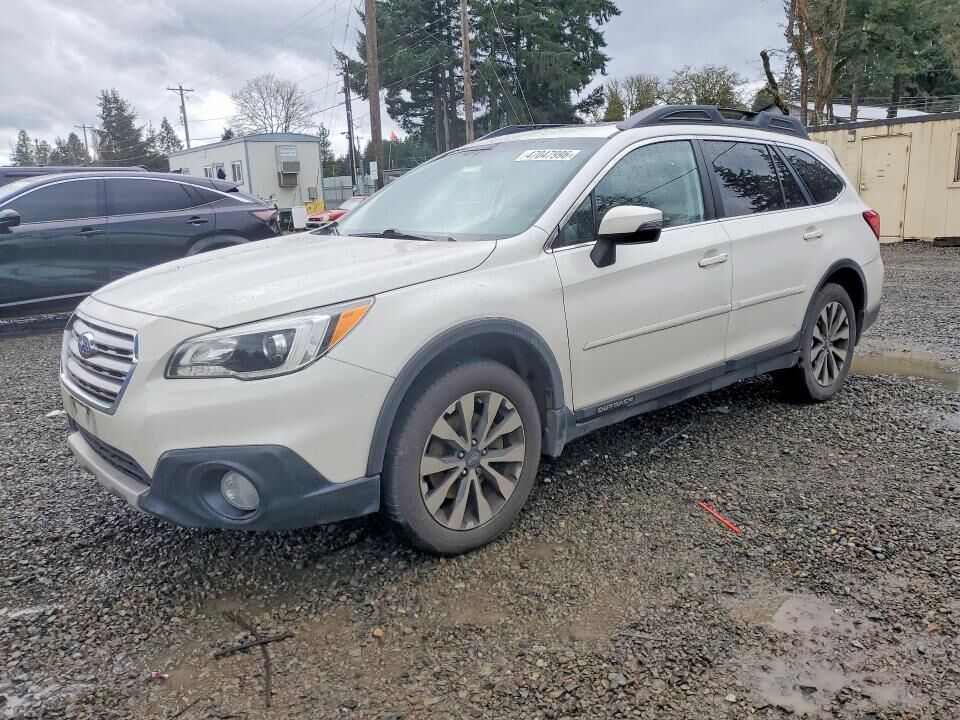 2015 SUBARU Outback
