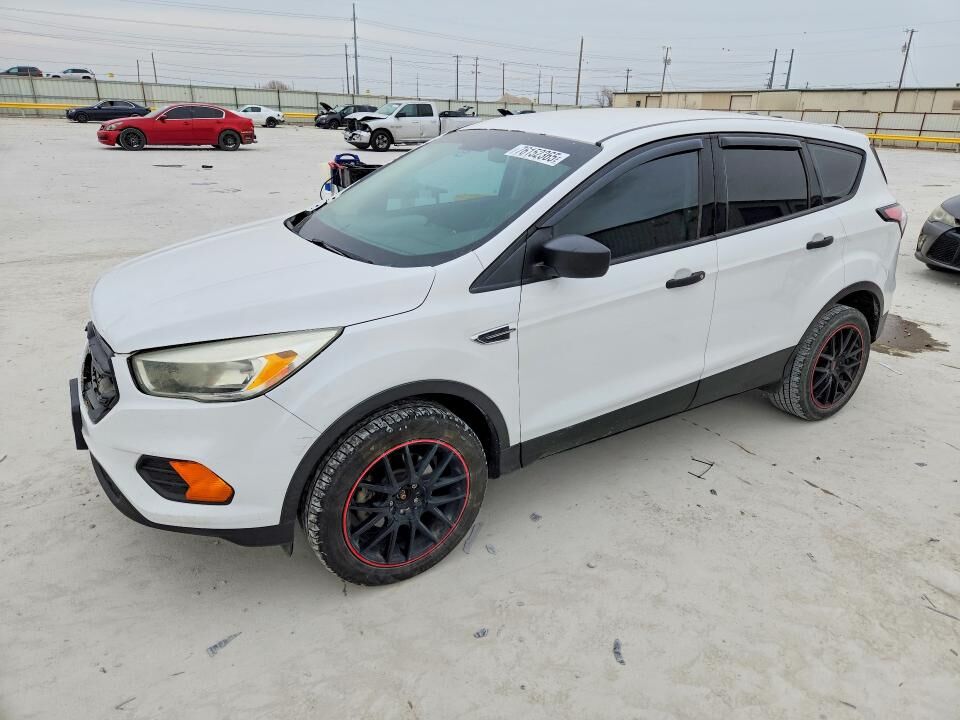 2017 FORD Escape
