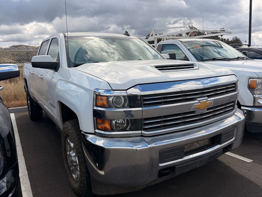 2017 CHEVROLET Silverado